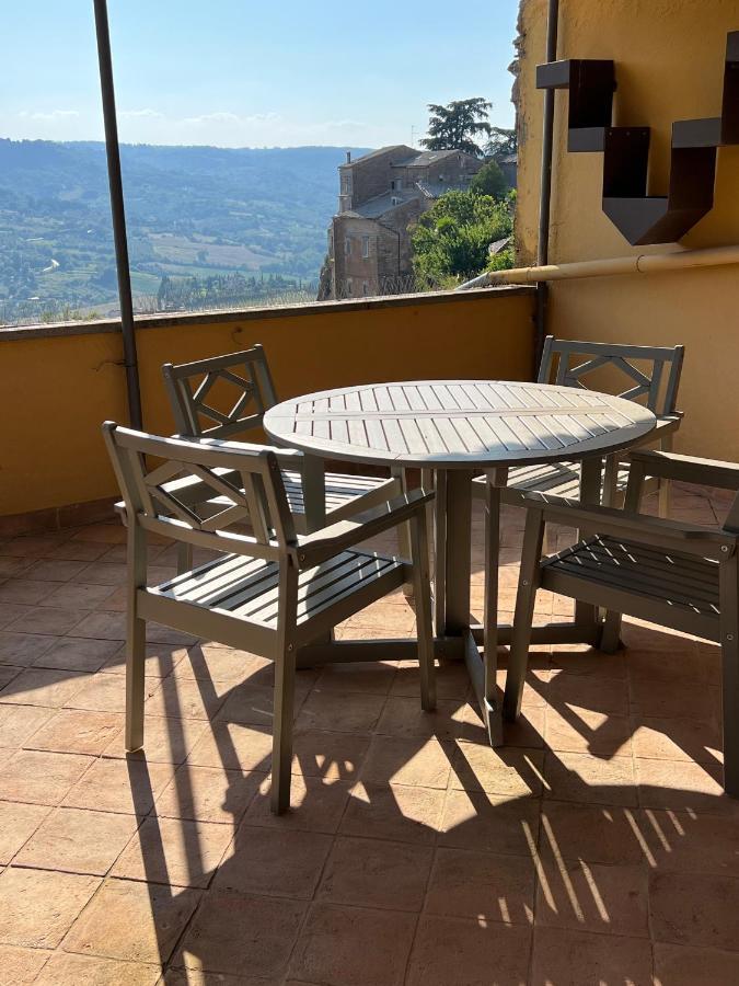 Appartamento Con Terrazzo Orvieto Kültér fotó