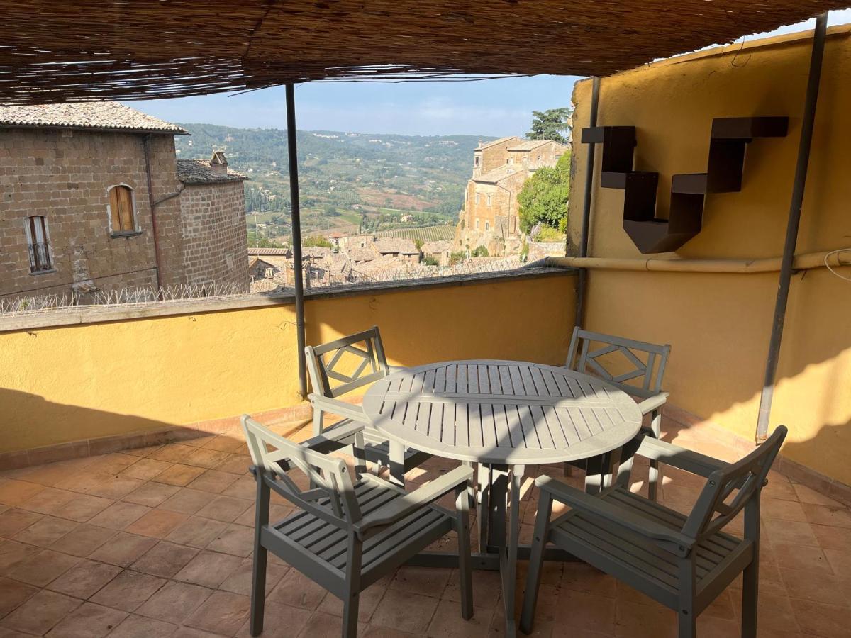 Appartamento Con Terrazzo Orvieto Kültér fotó